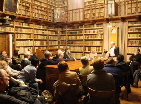 L\'incontro con il custode del Santo Sepolcro alla Biblioteca del Convento dei frati Francescani a Trento